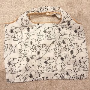 Snoopy Peanuts Black & White Foldable Waterproof Reusable Tote Bag With Pocket